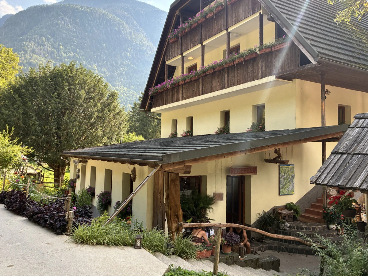 Jelinčič farm and restaurant building with greenery all around it 